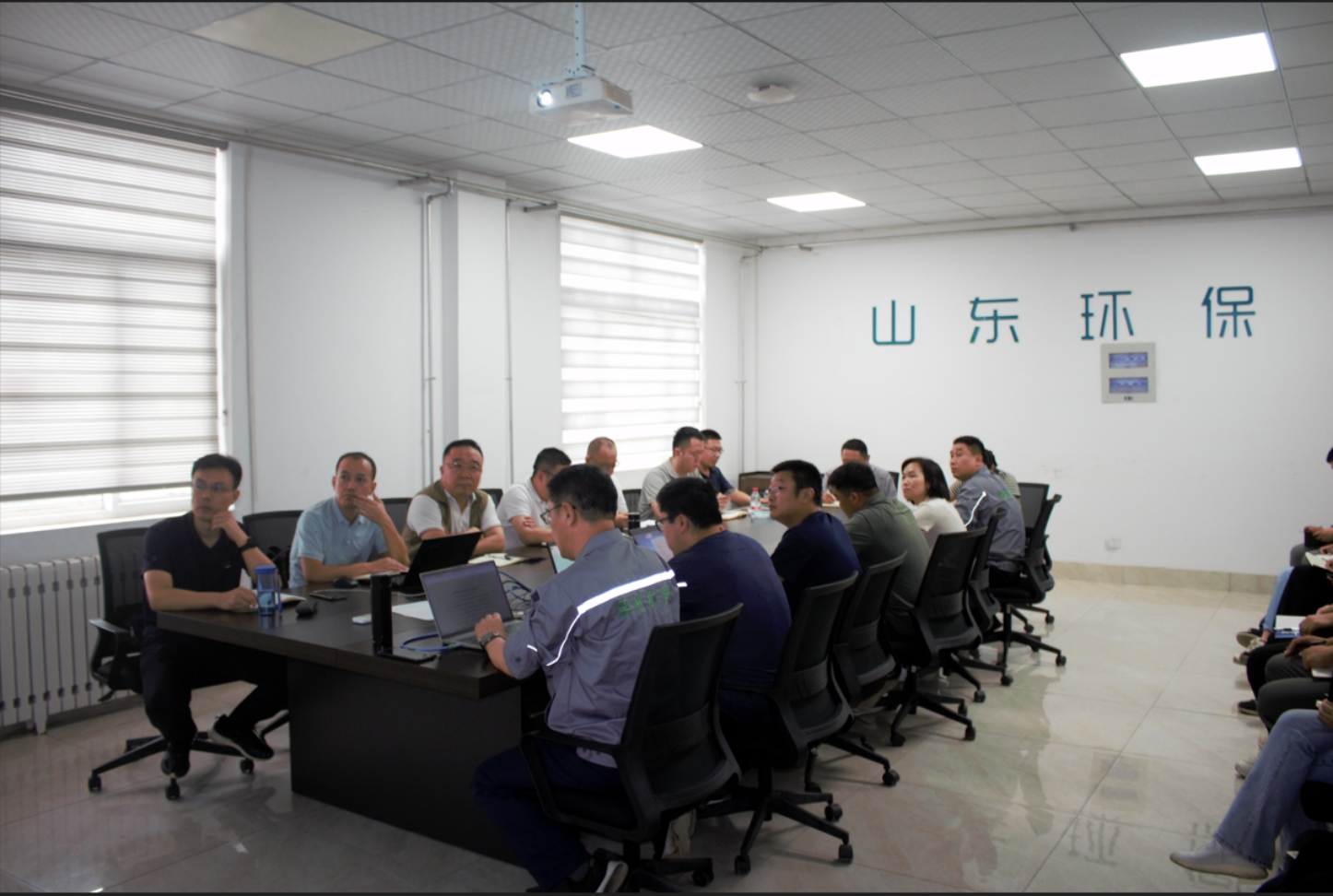 德州泉潤環(huán)境資源有限公司召開特殊危險廢物